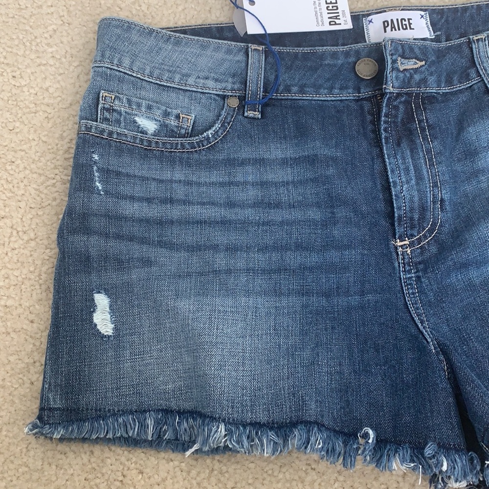 NWT: Paige Daryn Cut Off Izzy Destructed Denim Jean Short, Size 31 - Picture 4 of 8